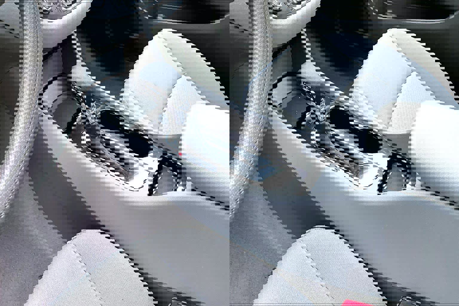 Used 2022 Chevrolet Malibu LS image 13