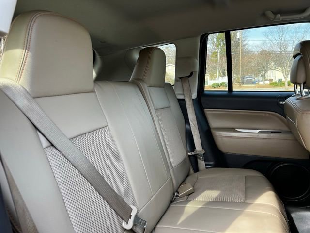 Used 2016 Jeep Compass Latitude image 22