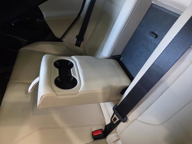 Used 2026 BMW X3 xDrive30 w/ Premium Package image 31