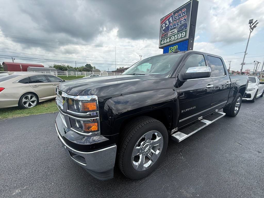Used 2015 Chevrolet Silverado 1500 LTZ Z71 w/ LTZ Plus Package AWD/4WD image 8
