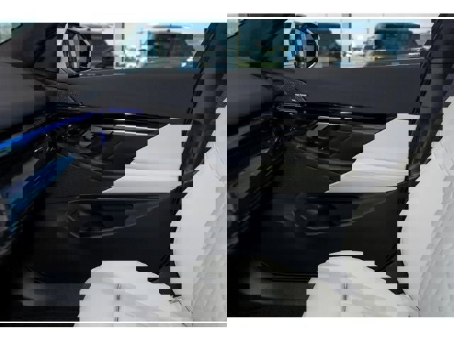 Used 2025 BMW 530i xDrive image 59