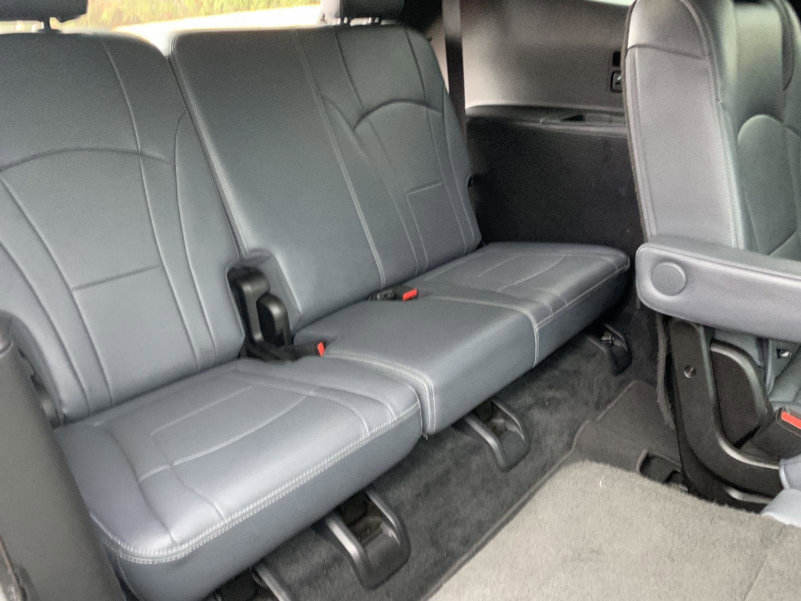 Used 2022 Buick Enclave Premium image 32