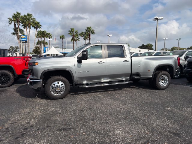 New 2026 Chevrolet Silverado 3500 LT w/ Safety Package AWD/4WD image 2