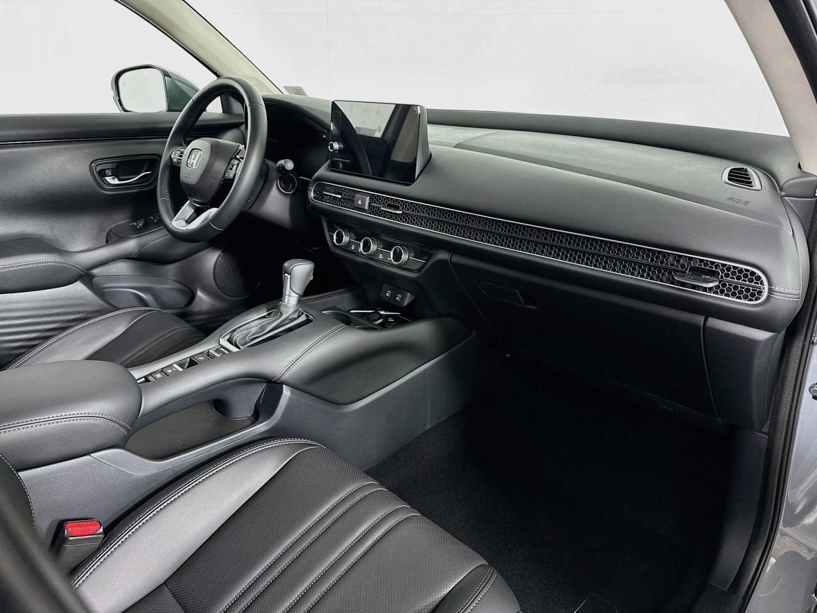 Used 2027 Honda HR-V EX-L image 27