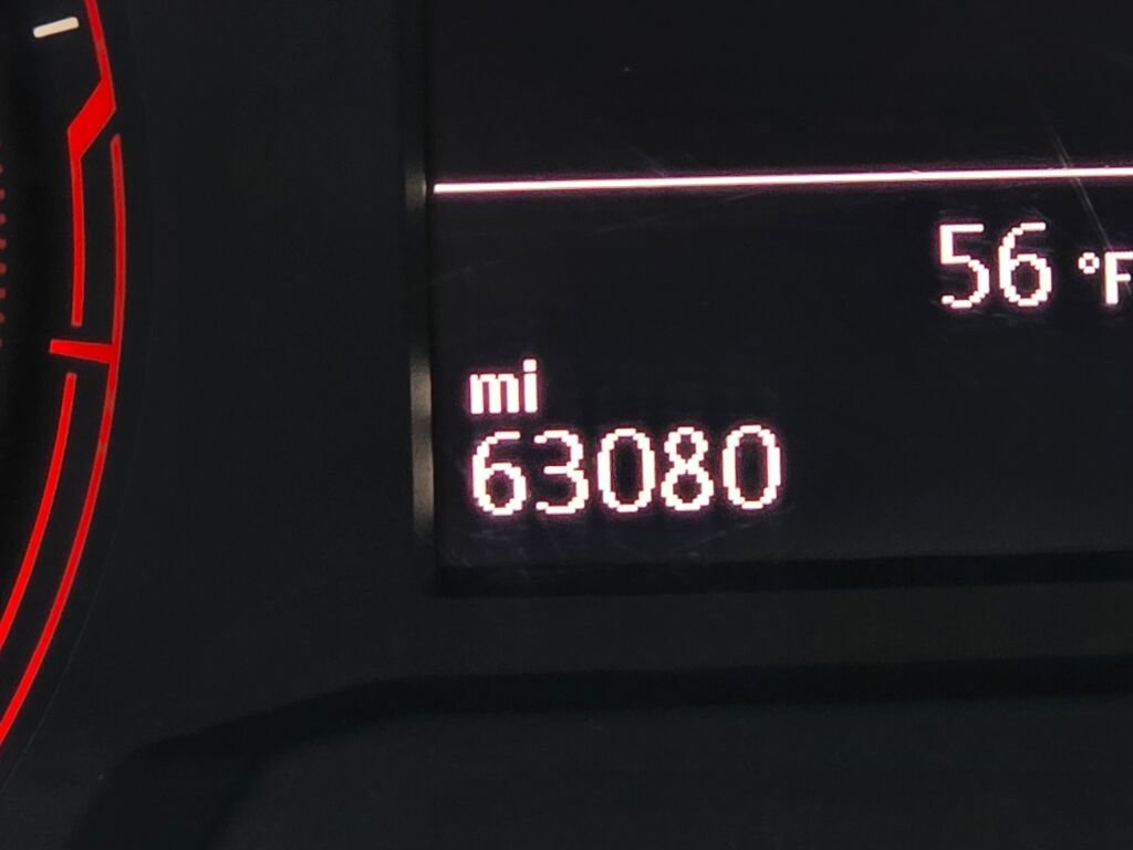 Used 2019 Volkswagen Jetta GLI image 32