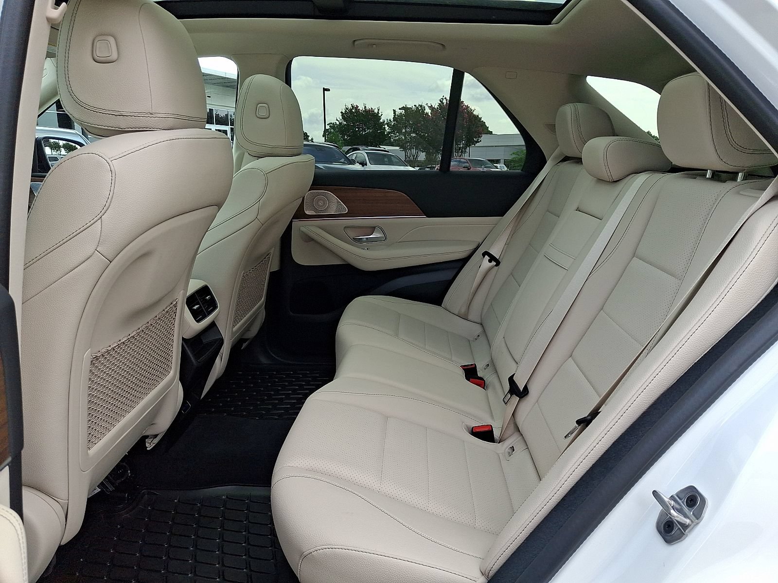 Certified 2026 Mercedes-Benz GLE 350 4MATIC image 10
