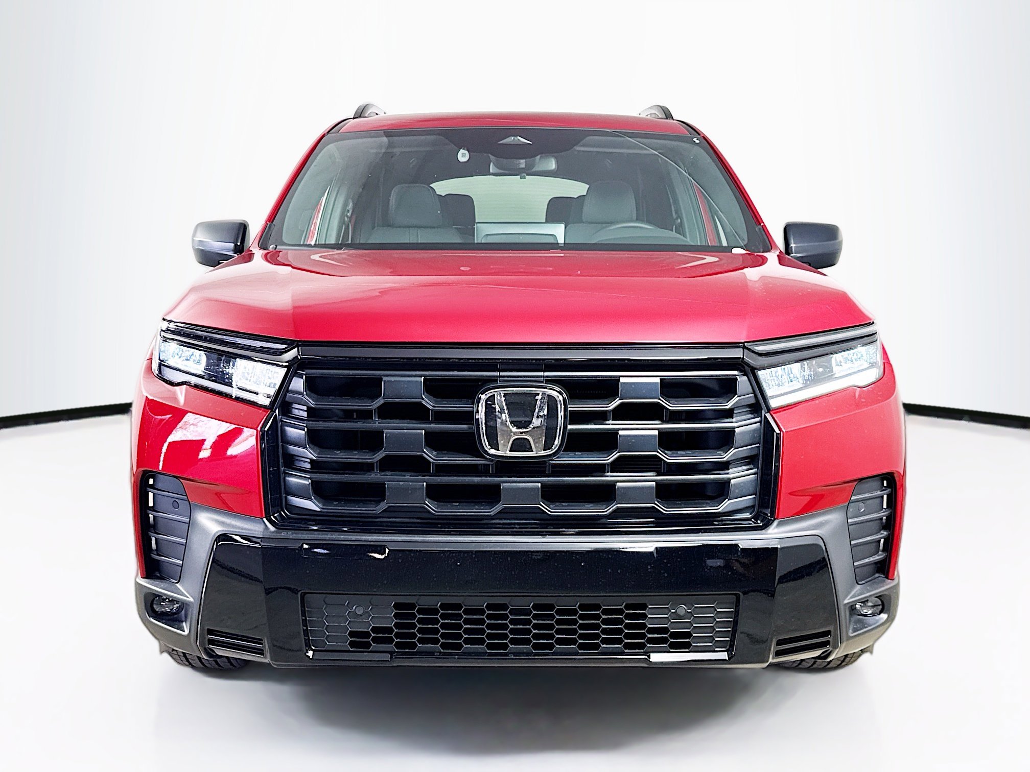 New 2026 Honda Pilot Sport image 3