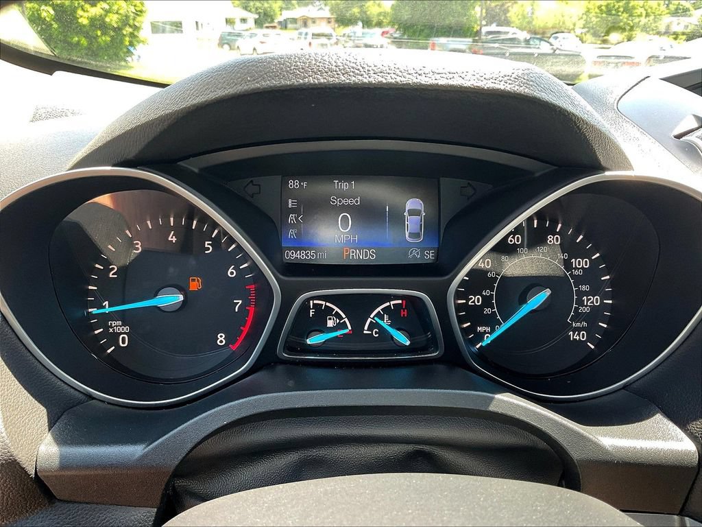 Used 2017 Ford Escape SE AWD/4WD image 13