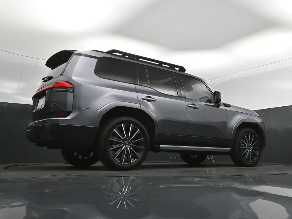 Certified 2024 Lexus GX 550 w/ Accessory Package (31) AWD/4WD image 42