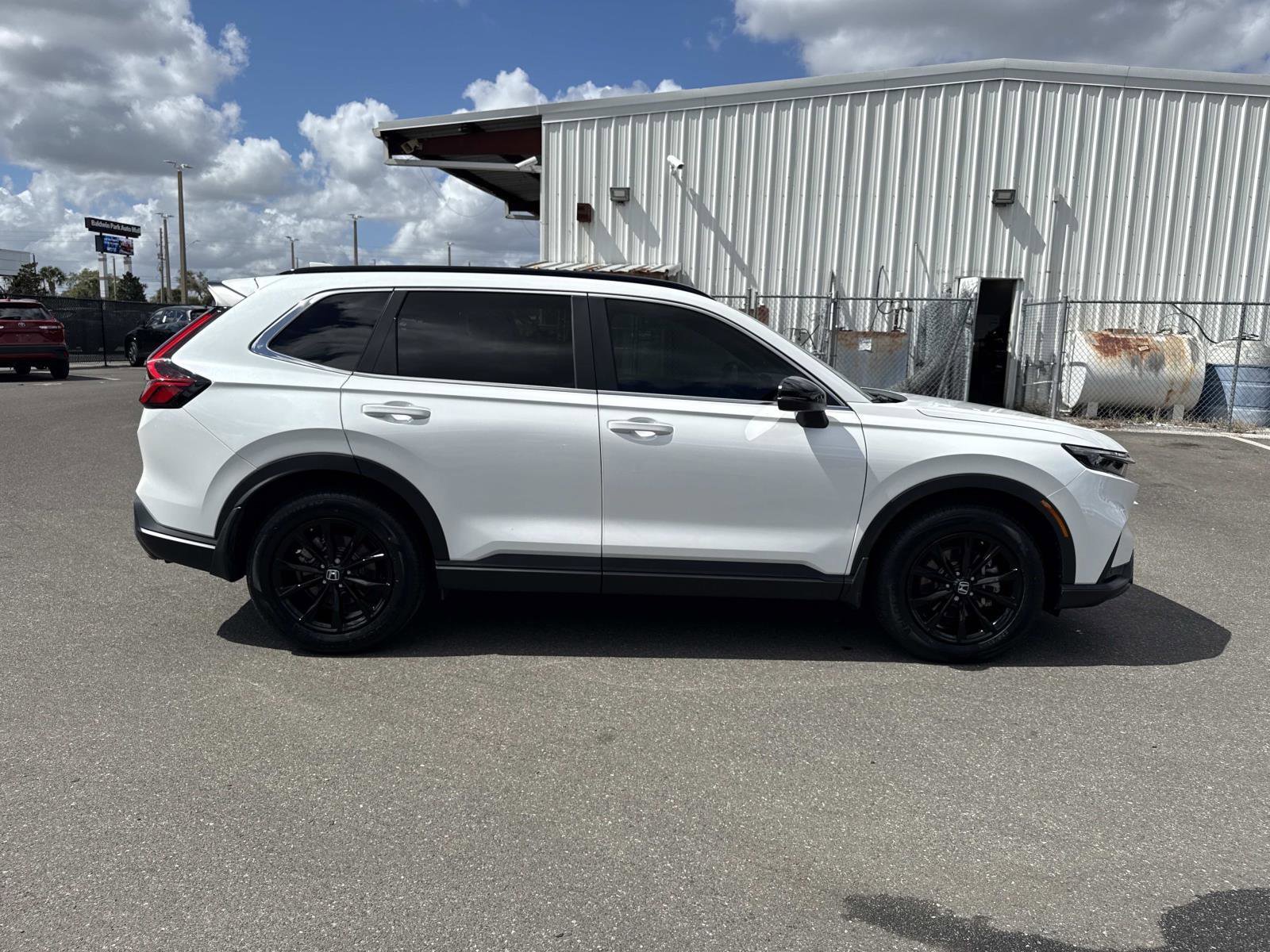 Used 2024 Honda CR-V Sport-L image 2