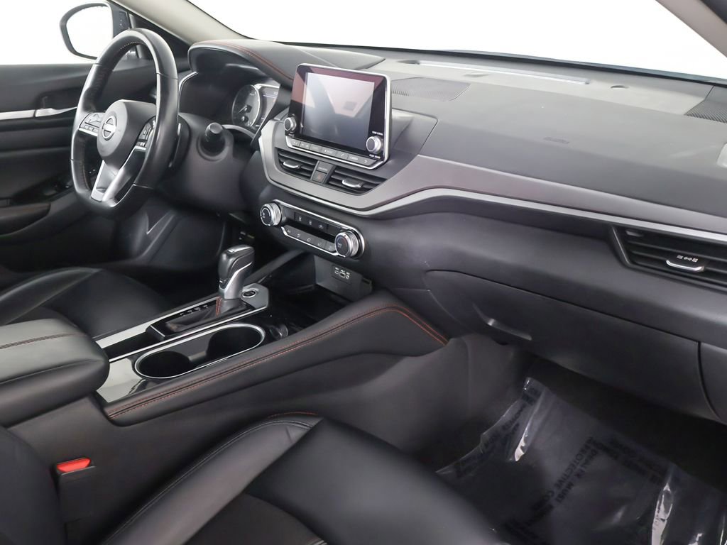 Used 2024 Nissan Altima 2.5 SR image 24