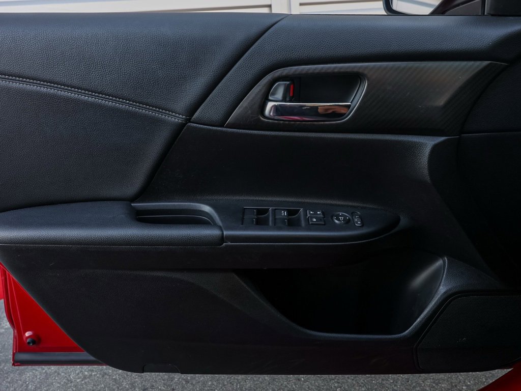 Used 2016 Honda Accord Sport image 22