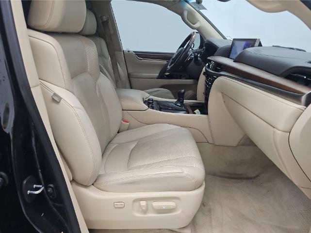 Used 2017 Lexus LX 570 4WD image 5
