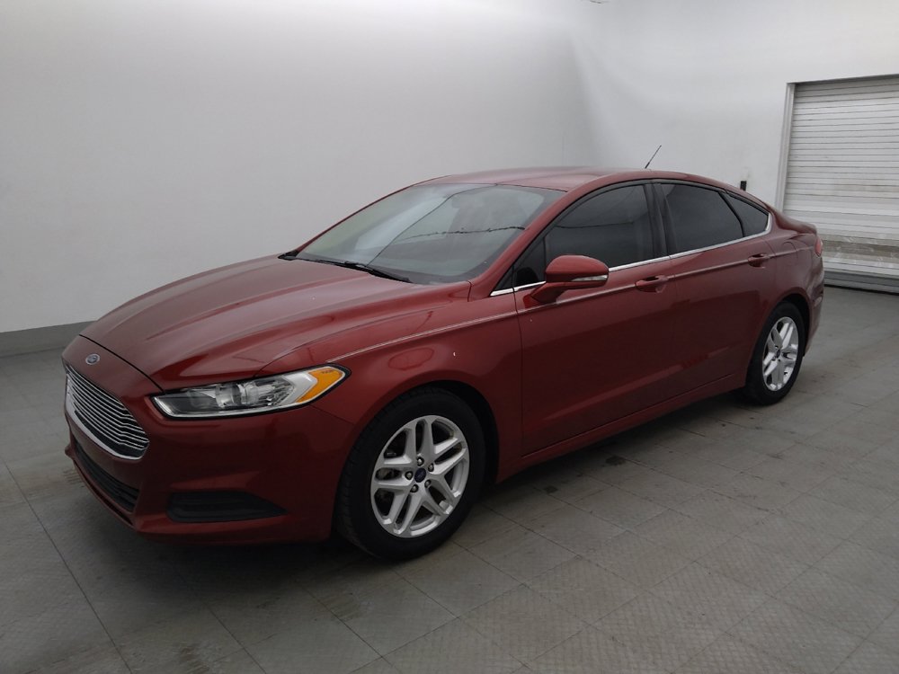 Used 2016 Ford Fusion SE FWD image 2