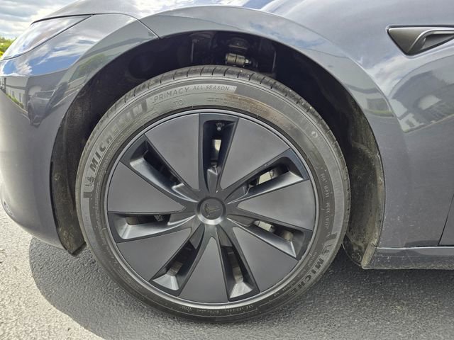 Used 2025 Tesla Model 3 Long Range RWD image 18