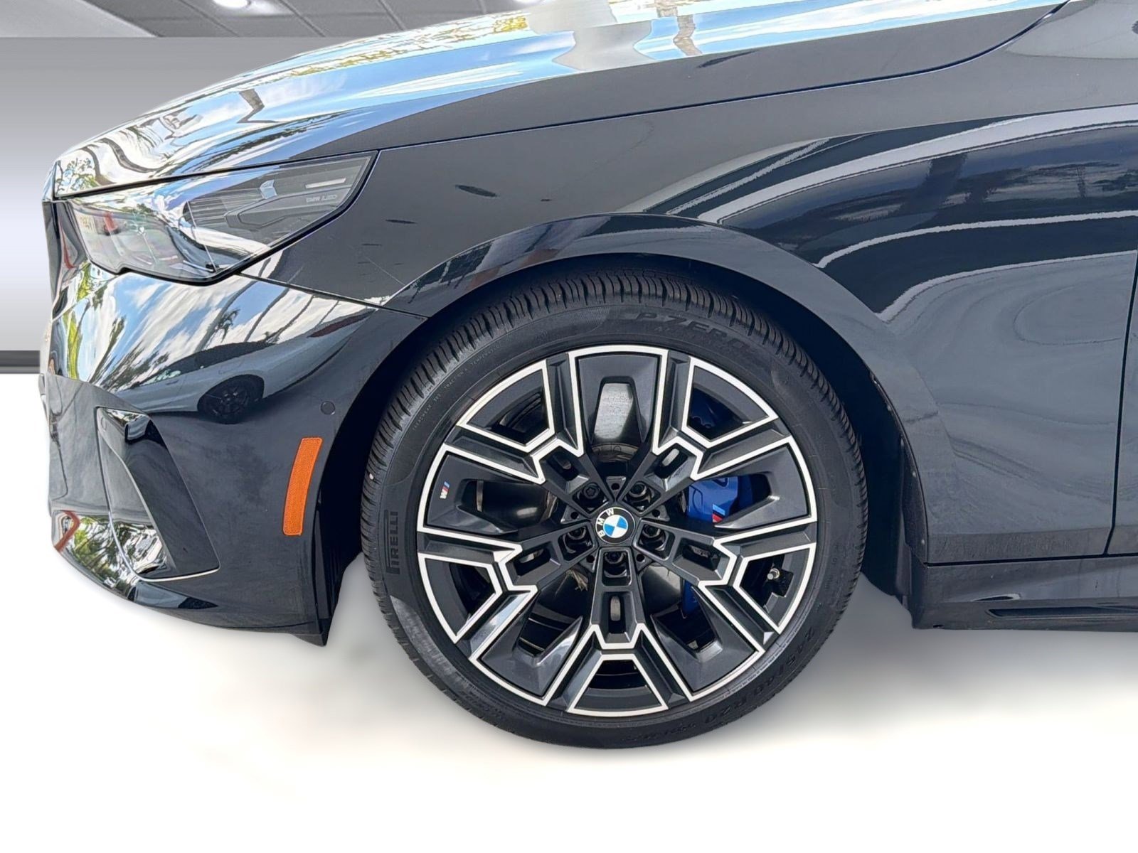 Used 2026 BMW i5 eDrive40 w/ M Sport Package RWD image 12