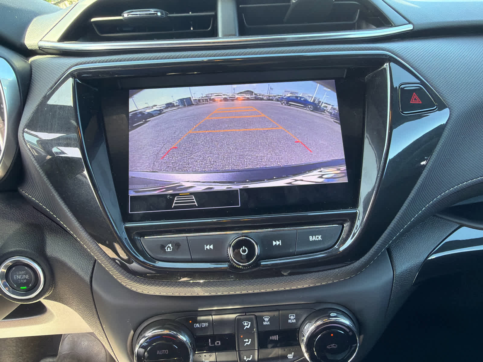 Used 2023 Chevrolet TrailBlazer ACTIV w/ Sun and Liftgate Package image 7