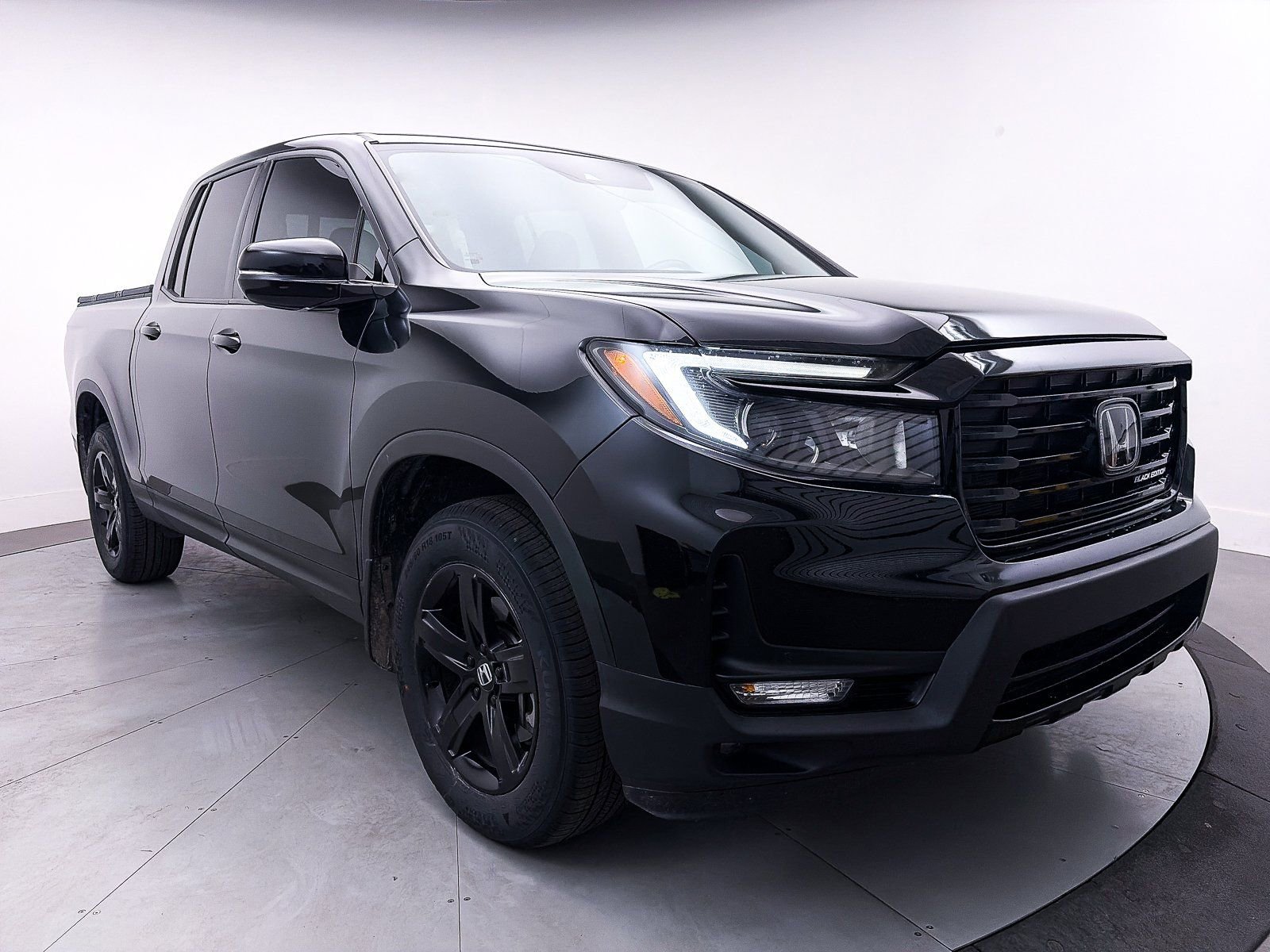 Used 2023 Honda Ridgeline Black Edition image 11