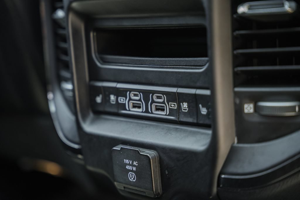 Used 2022 RAM 1500 Limited AWD/4WD image 39