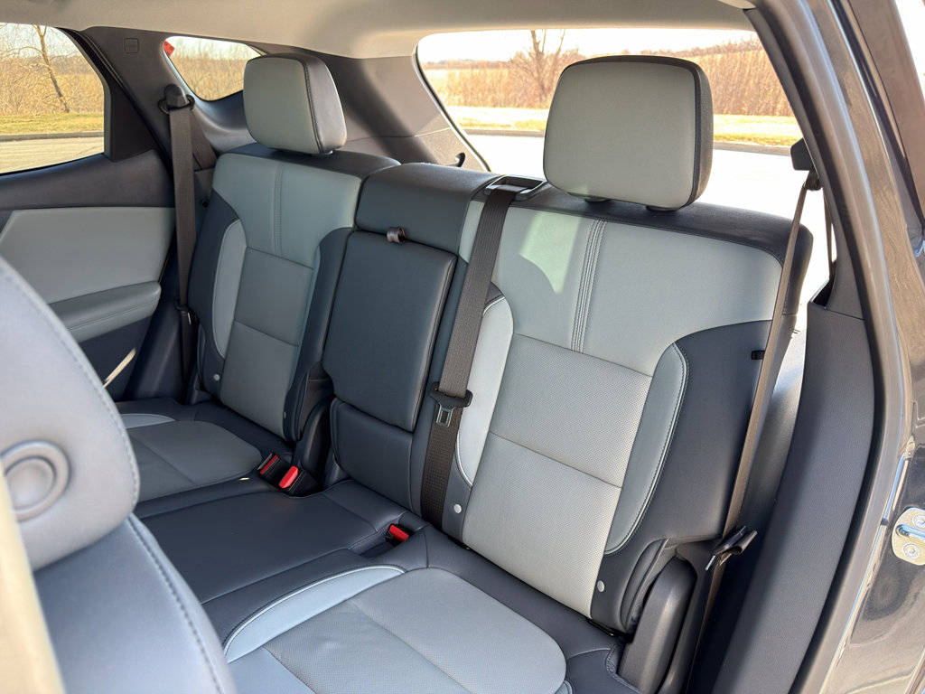 Used 2022 Chevrolet Blazer LT w/ LPO, Black Accent Package FWD image 35
