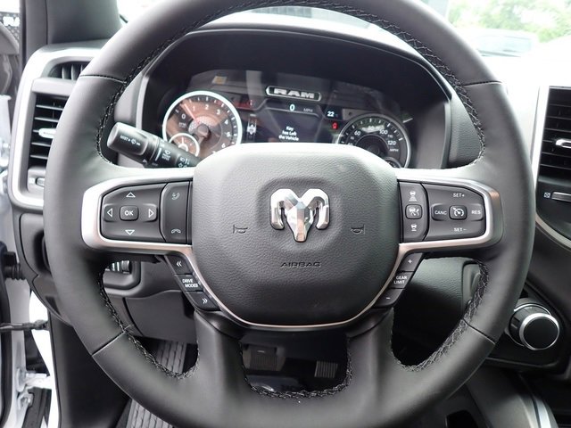 New 2026 RAM 1500 4x4 Crew Cab image 16