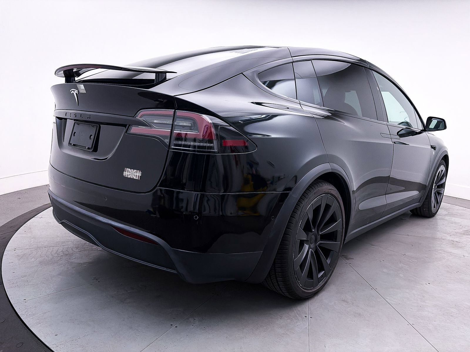 Used 2023 Tesla Model X Plaid image 16