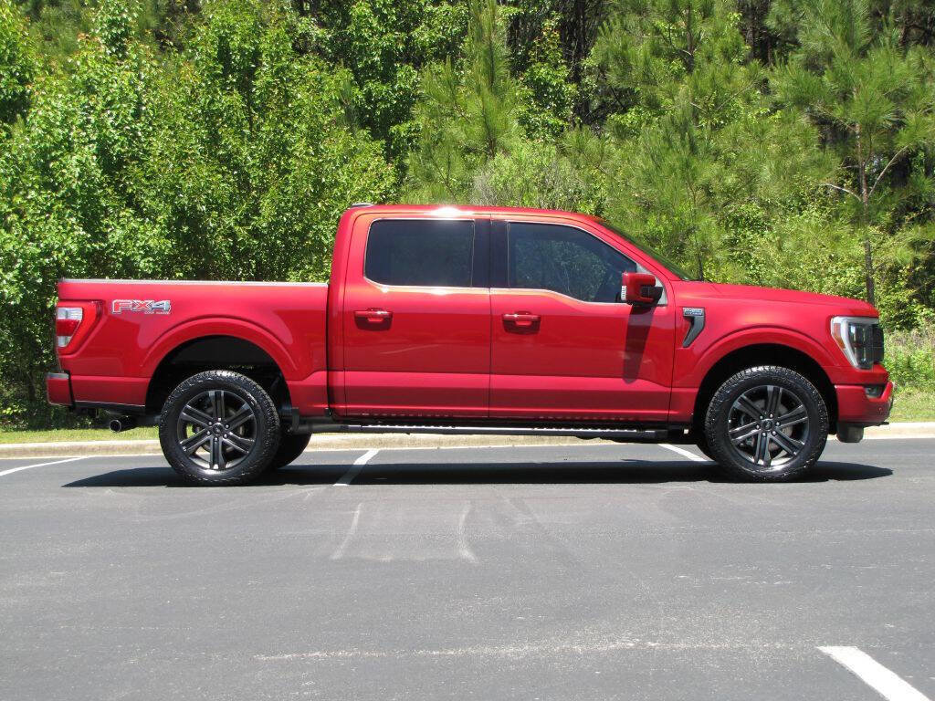 Used 2022 Ford F150 Lariat w/ Equipment Group 502A High AWD/4WD image 4
