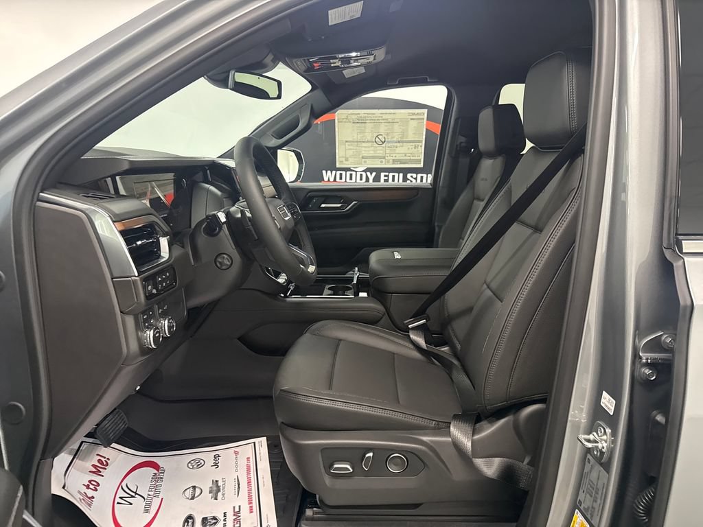 New 2026 GMC Yukon Denali w/ LPO, Floor Liner Package AWD/4WD image 8