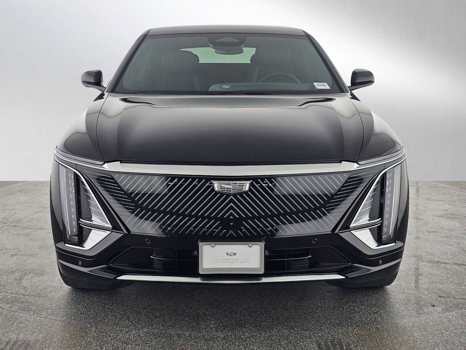 New 2026 Cadillac Lyriq Luxury w/ LPO, Floor Liner Package image 8