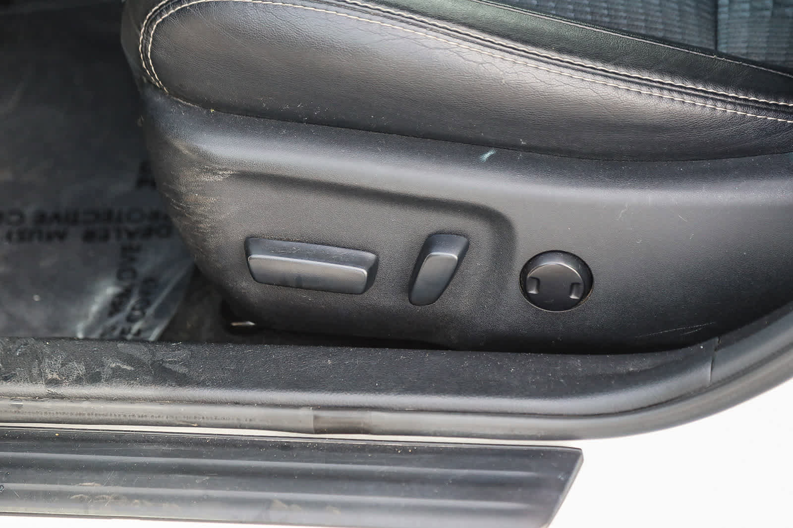 Used 2012 Toyota Camry SE image 19