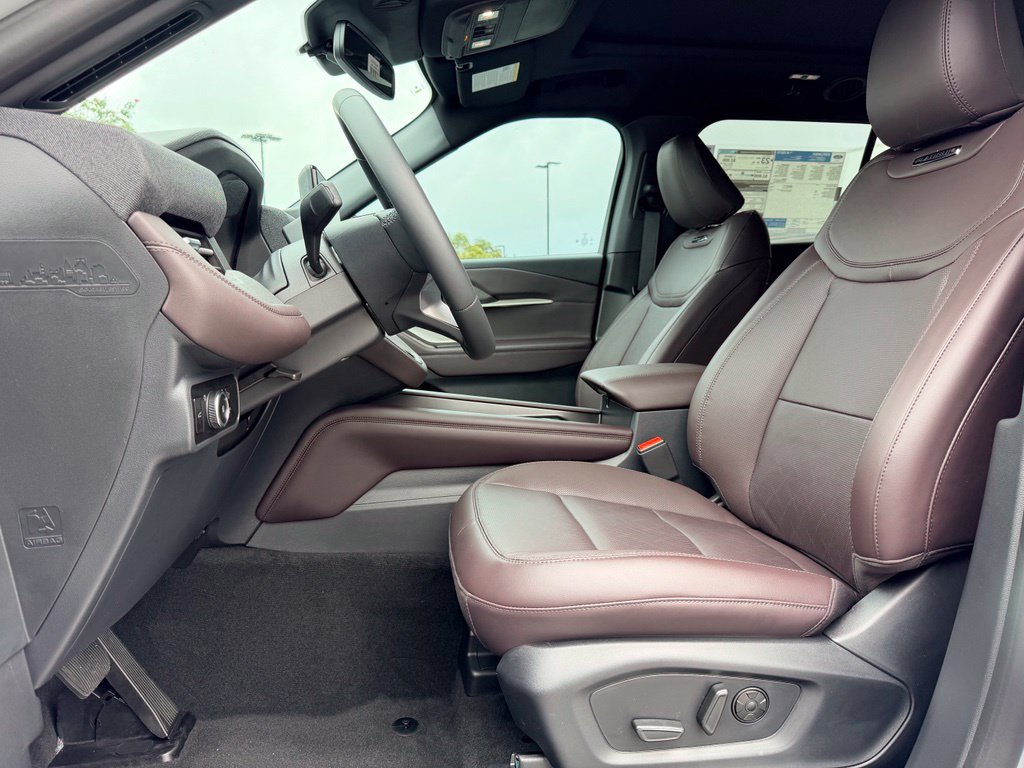 New 2027 Ford Explorer Platinum RWD image 19
