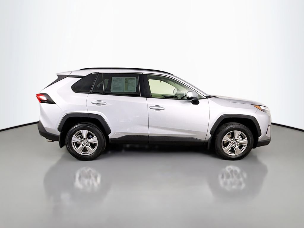 Used 2023 Toyota RAV4 XLE w/ Convenience Package image 9