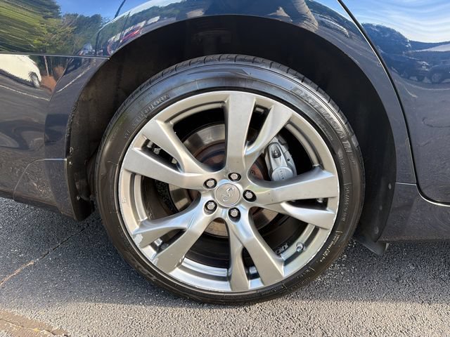 Used 2016 INFINITI Q70 3.7 w/ Sport Package AWD/4WD image 19