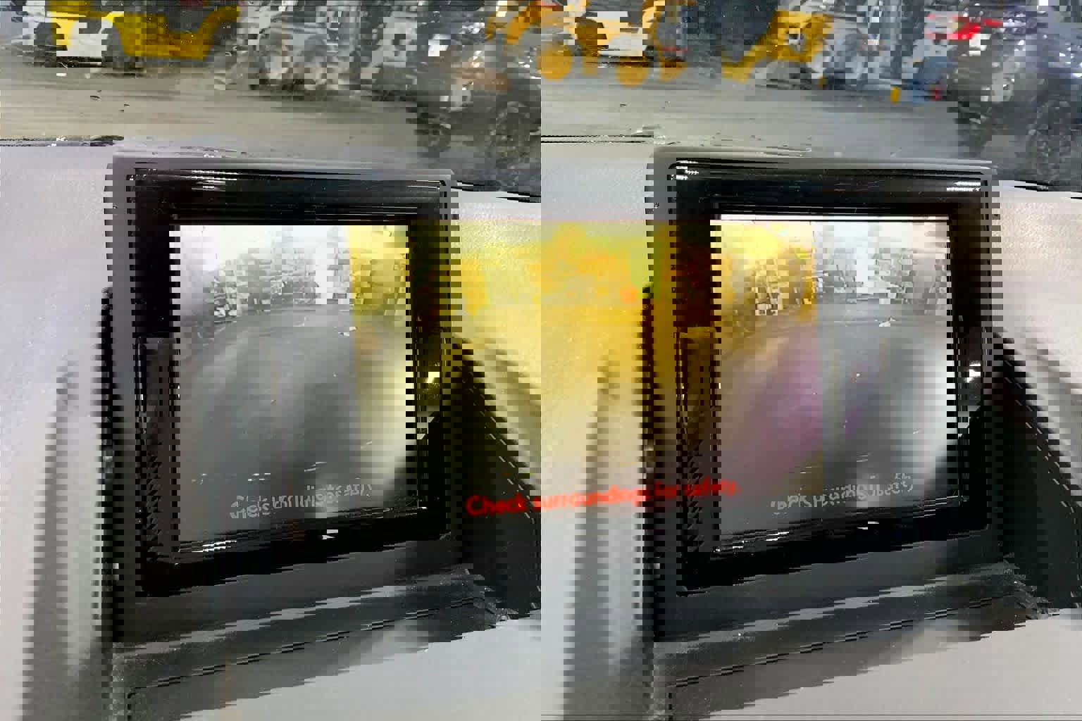 Used 2011 Lexus CT 200h Premium image 25