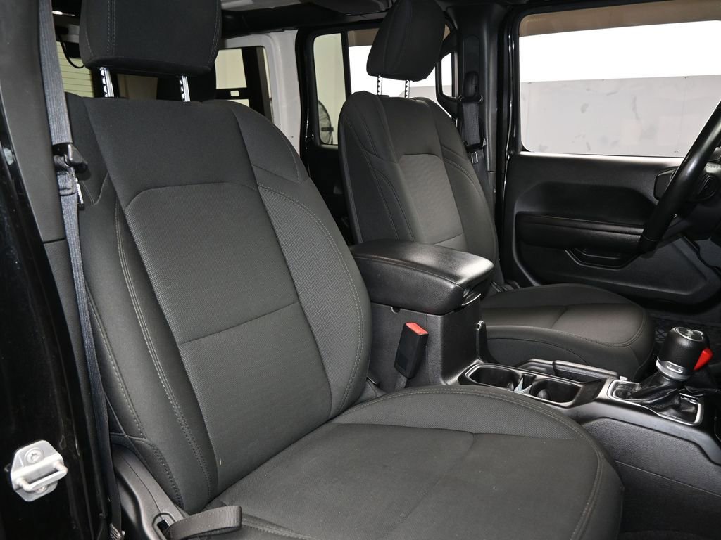 Used 2020 Jeep Wrangler Unlimited Sport S image 39