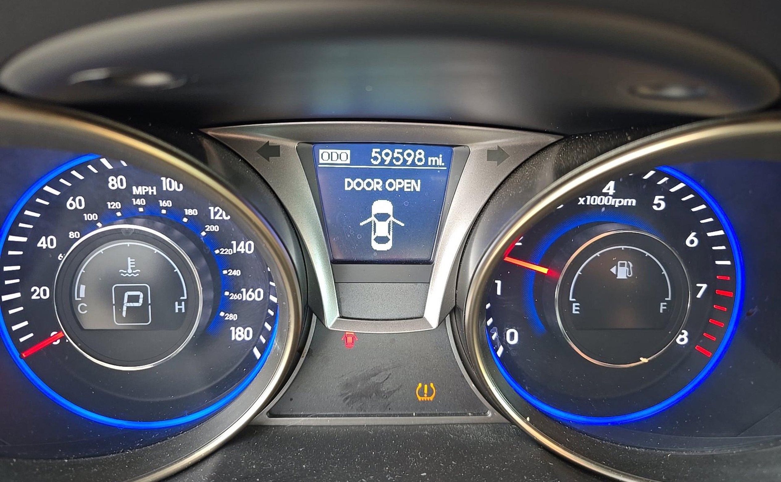 Used 2016 Hyundai Genesis Coupe 3.8 RWD image 6