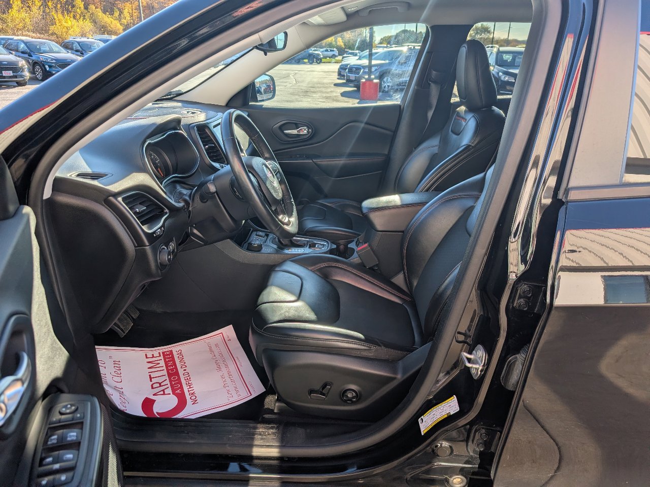 Used 2019 Jeep Cherokee Trailhawk w/ Cold Weather Group image 8