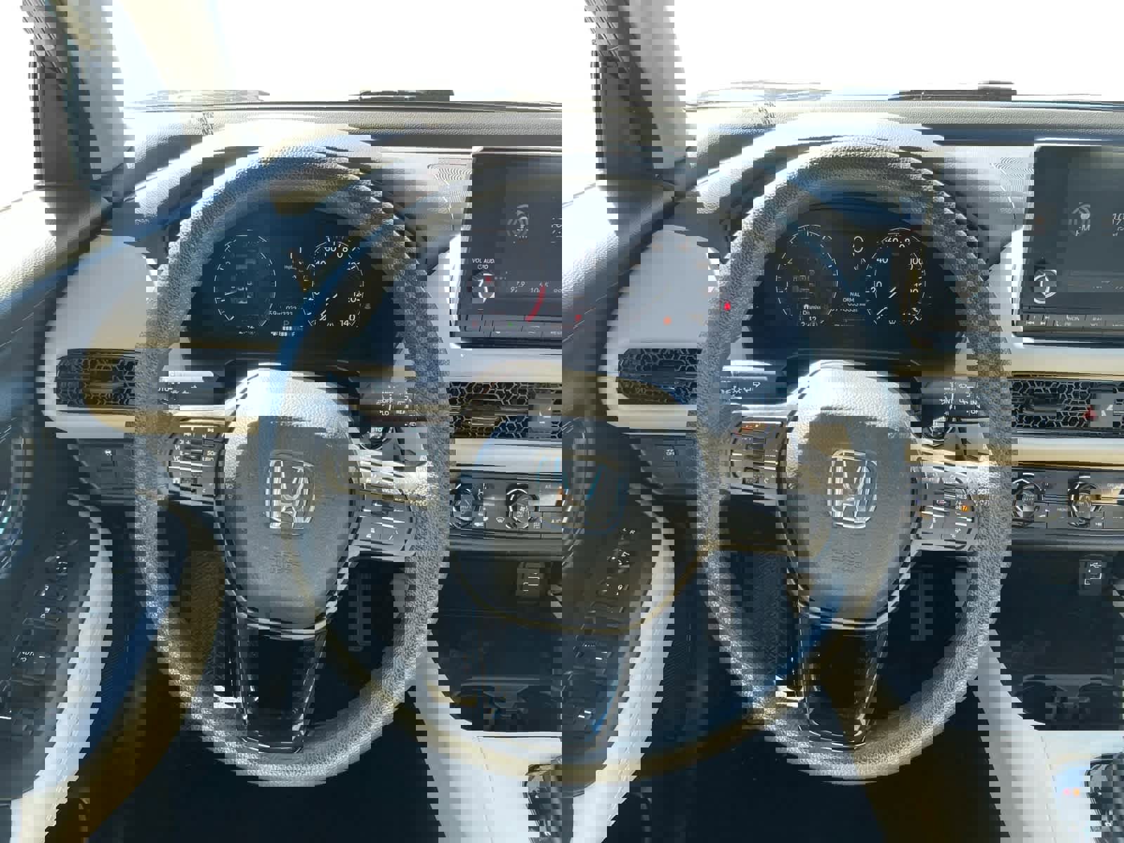 Used 2023 Honda HR-V LX image 12