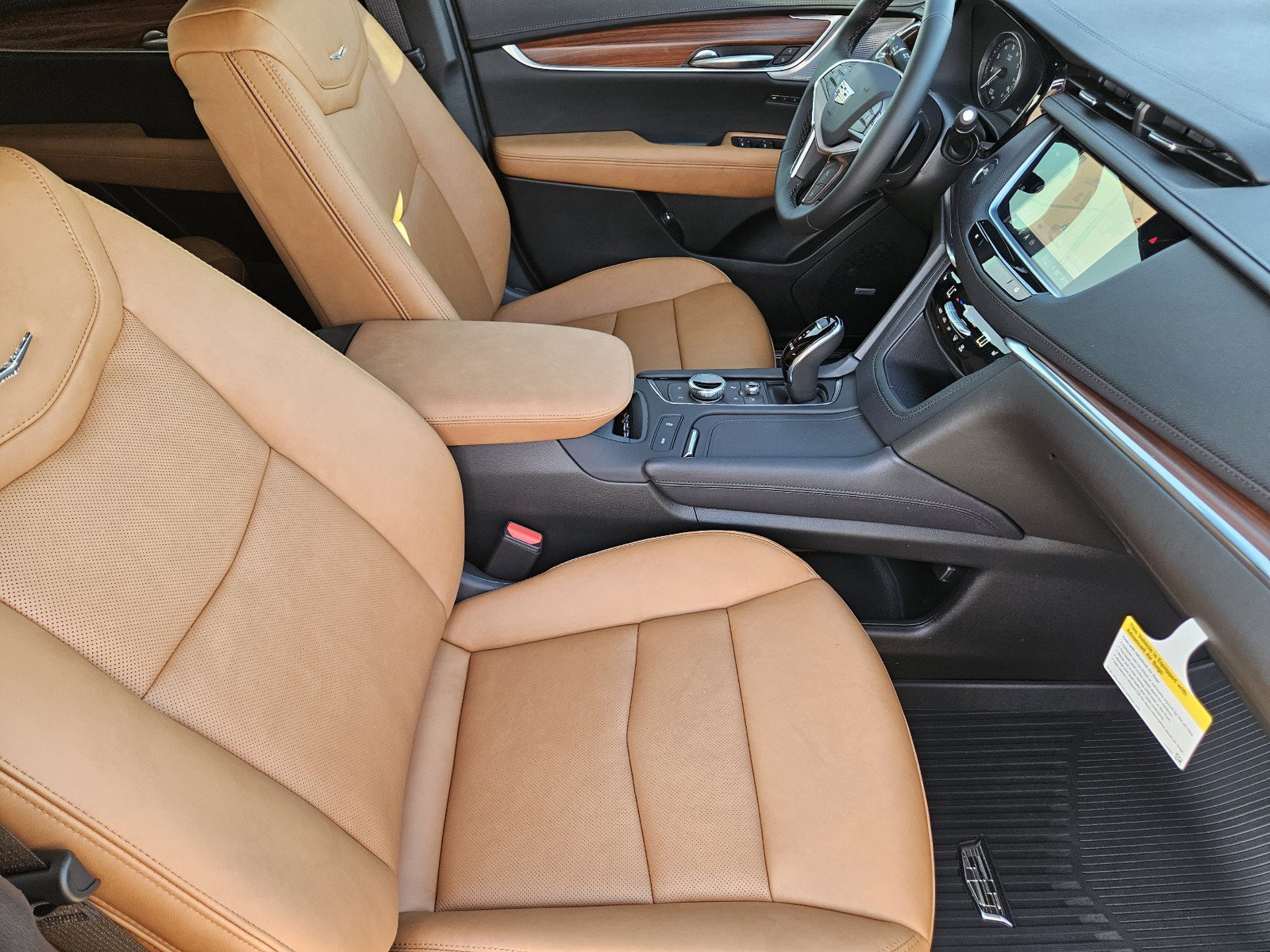 New 2026 Cadillac XT5 Premium Luxury w/ LPO, Floor Liner Package FWD image 10