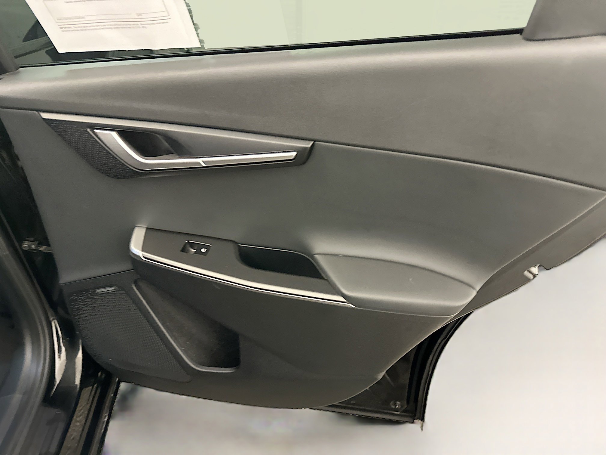 Used 2023 Kia EV6 Wind image 31