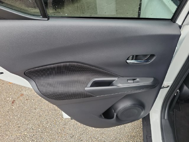 Certified 2024 Nissan Kicks SV FWD image 10