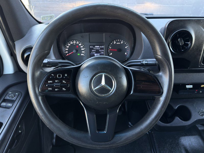 Used 2020 Mercedes-Benz Sprinter 2500 image 14