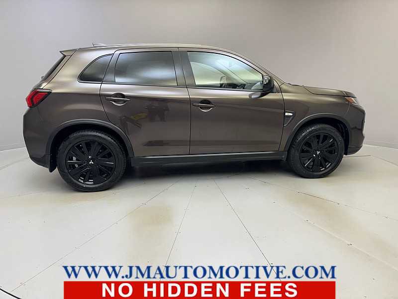 Used 2021 Mitsubishi Outlander Sport LE image 6