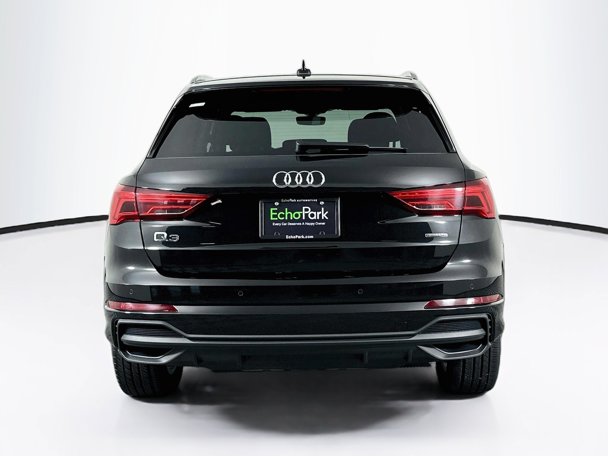 Used 2025 Audi Q3 2.0T Premium AWD/4WD image 7