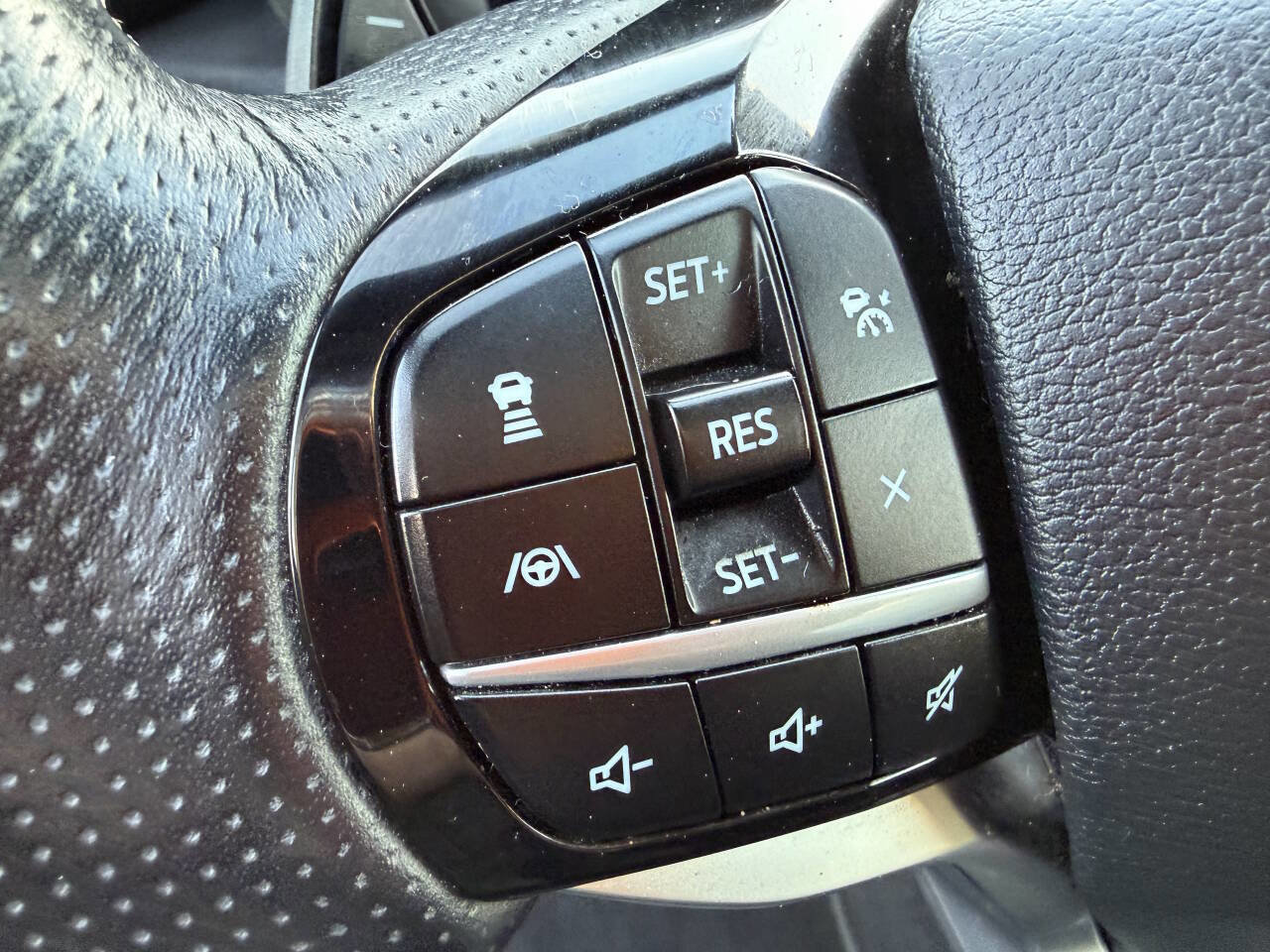 Used 2021 Ford Explorer ST w/ Equipment Group 401A image 28