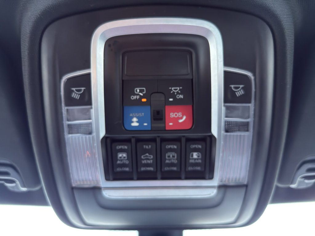 Used 2022 RAM 1500 Big Horn AWD/4WD image 39