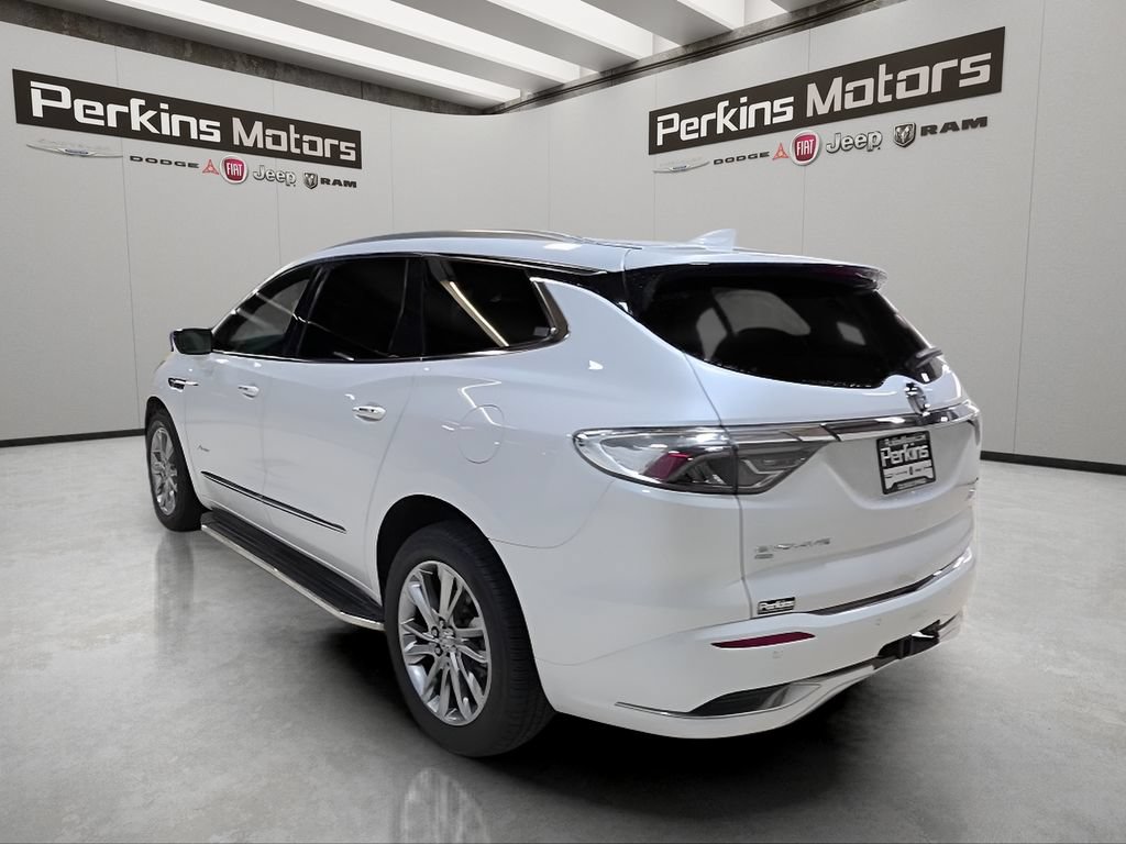 Used 2023 Buick Enclave Avenir w/ Avenir Technology Package AWD/4WD image 3