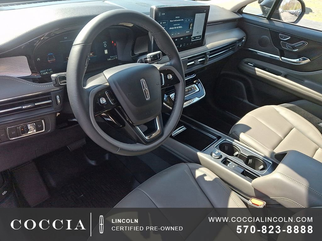 Certified 2023 Lincoln Corsair AWD image 15
