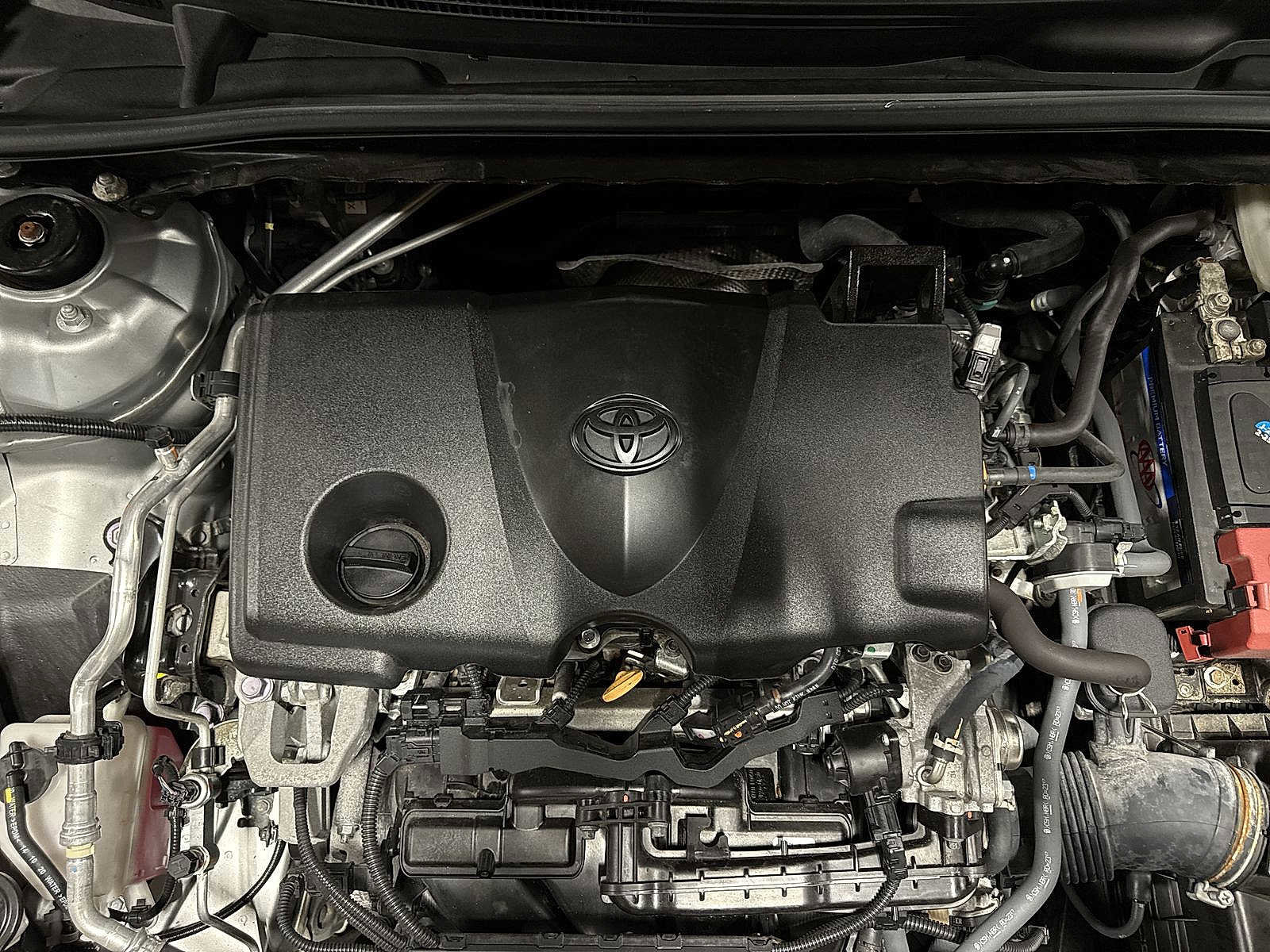 Used 2021 Toyota Camry LE image 12