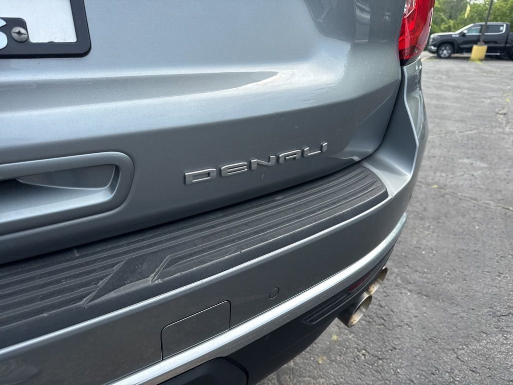 Used 2023 GMC Yukon Denali AWD/4WD image 8